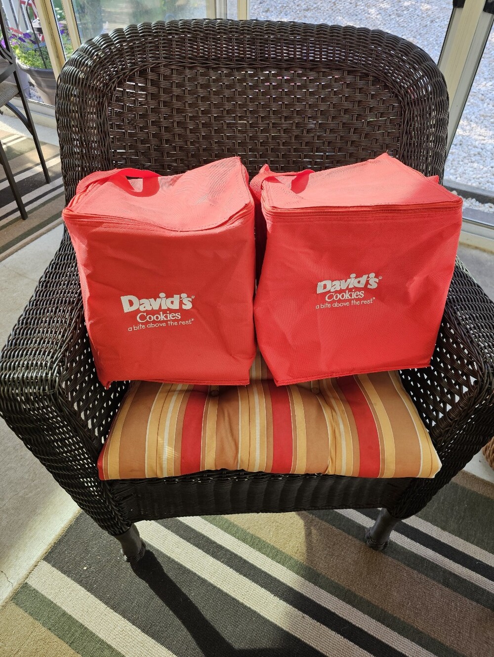 Davids Cookies Cooler